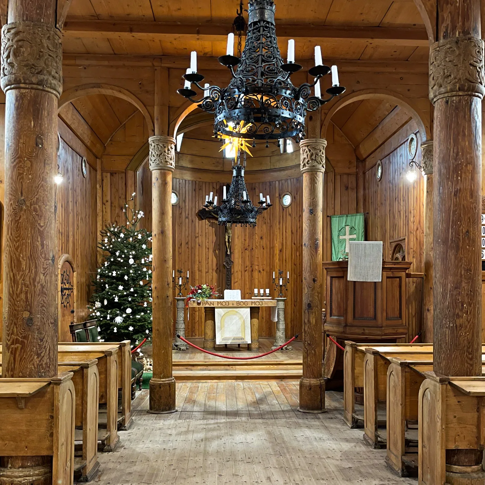 Świątynia Wang i panorama Karkonoszy